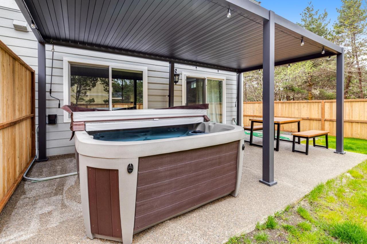 Surfside Villa Westport Buitenkant foto